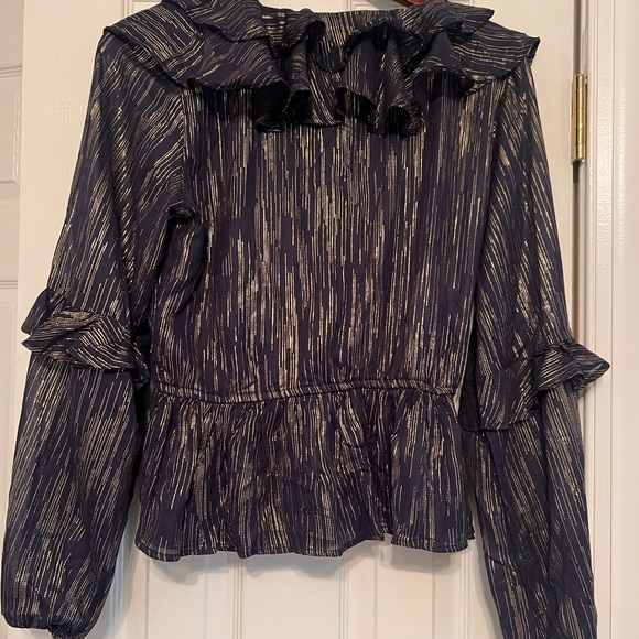 VICI NWT: metallic ruffle blouse - Picture 4 of 4